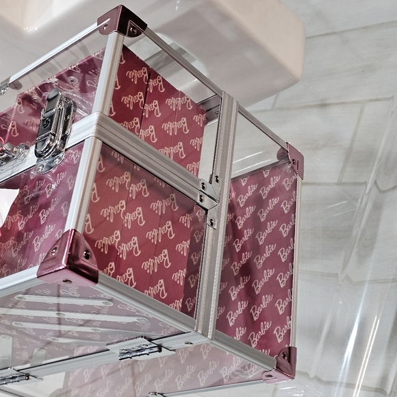 RARE Barbie X Caboodle Pink and Clear Acrylic Makeup Train Case Neat Freak - Picture 3 of 12